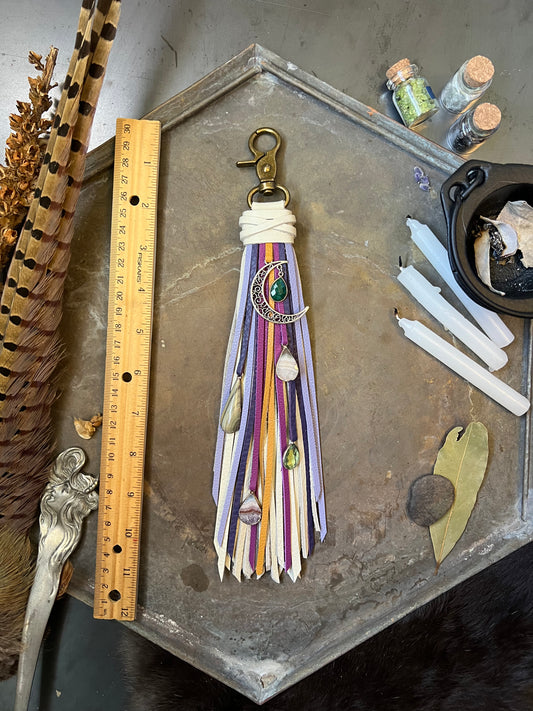 Bone - 11" - Single Clip Tassel